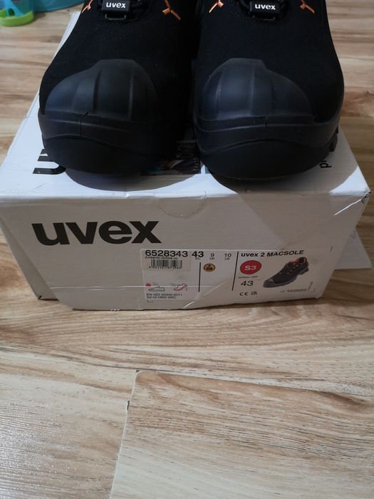 Bocanci Protecție Uvex 2 S3 SRC – Mărimea 43 (NOI)