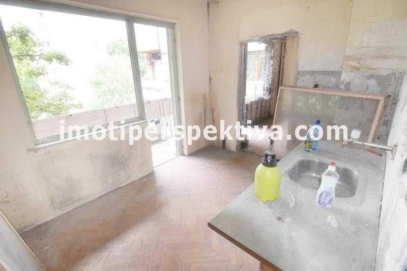 Продава се Тристаен апартамент в Пловдив, Христо Смирненски - 64 кв.м за 742 €/кв.м - Снимка #4