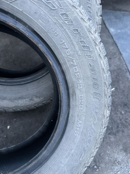 Продам балоны резину на 13 зимнию