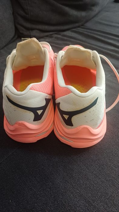 MIZUNO Wave Lightning Z7 women