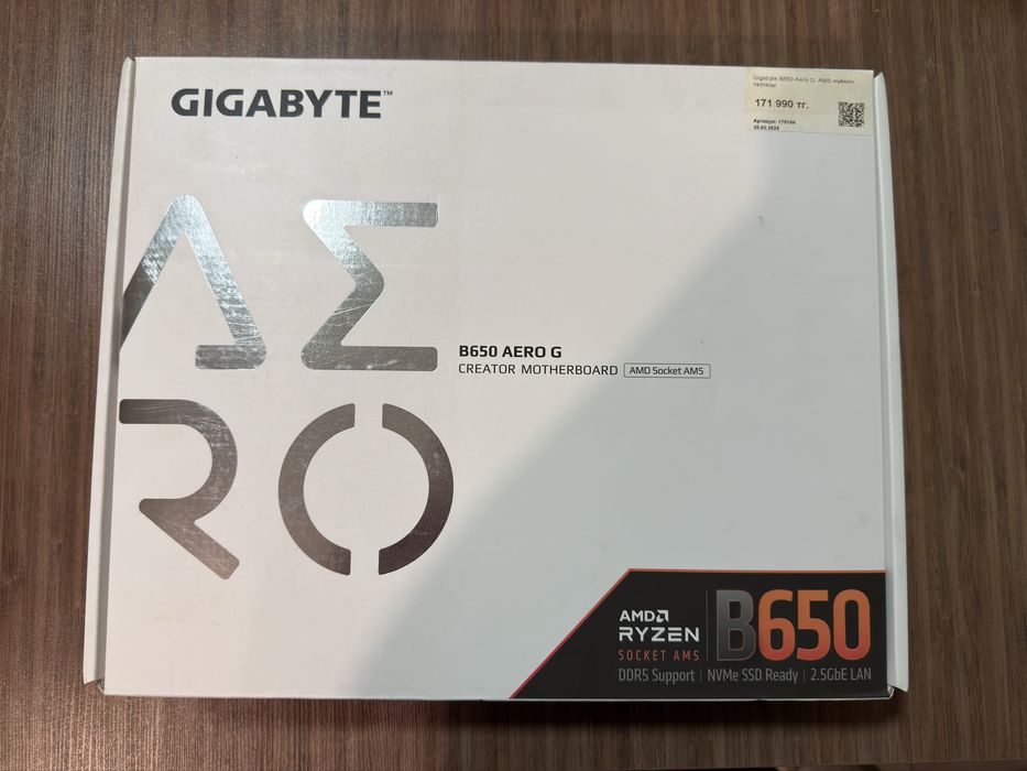 Продам материнскую плату AM5 Gigabyte B650 AERO G
