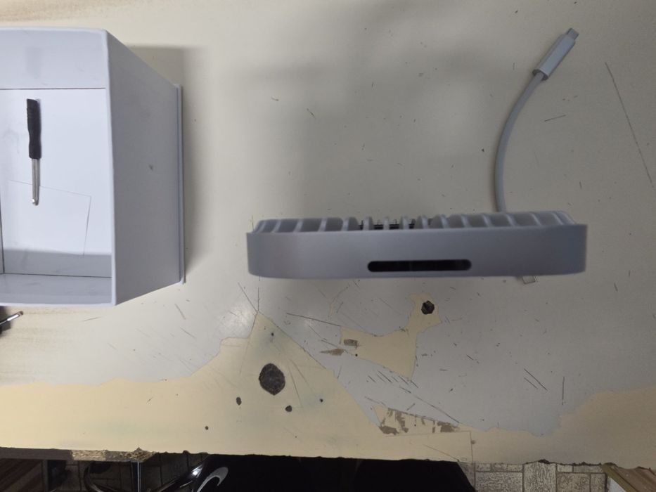 Mac mini 10 hub чисто ново