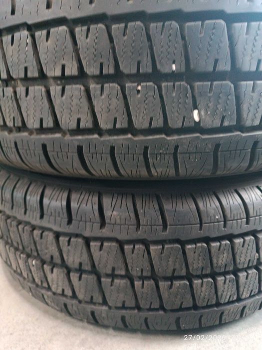 2бр.всесезонни гуми 215/65/16C Dunlop