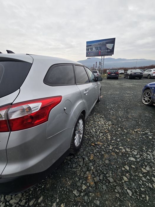 Vând ford focus mk3 2014.2.0 140cp