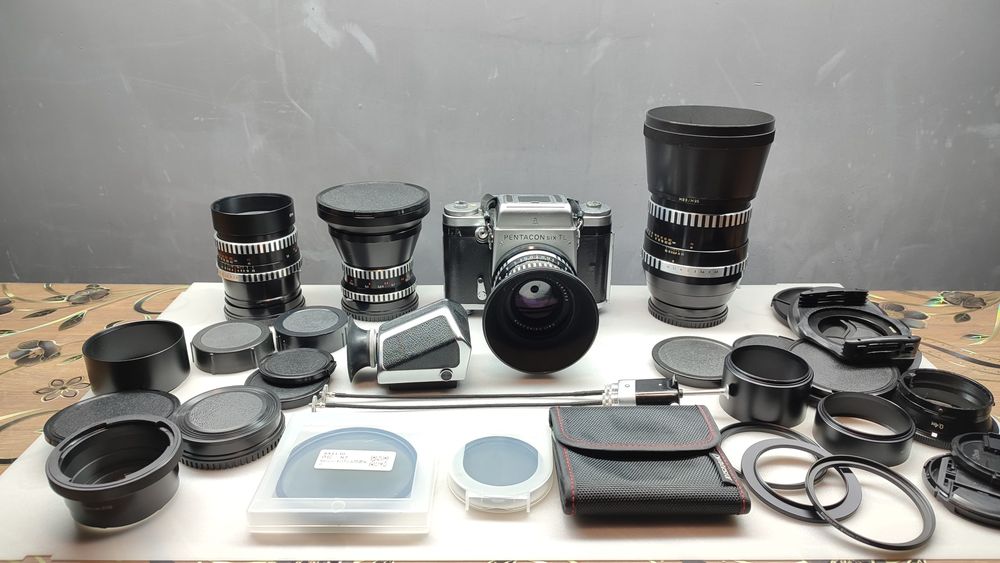 Среднеформатная камера Pentacon SIX + 4 объектива + аксессуары