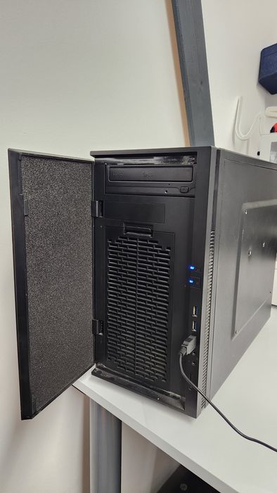 Calculator desktop Intel cooler master Nvidia schimb bambulab