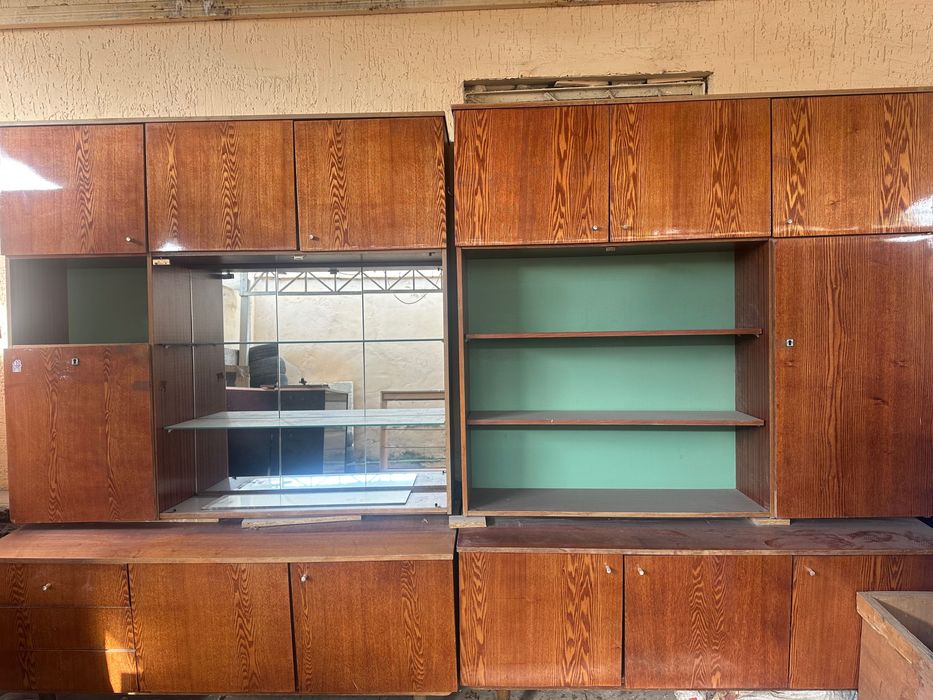 Стенка дешево продаю