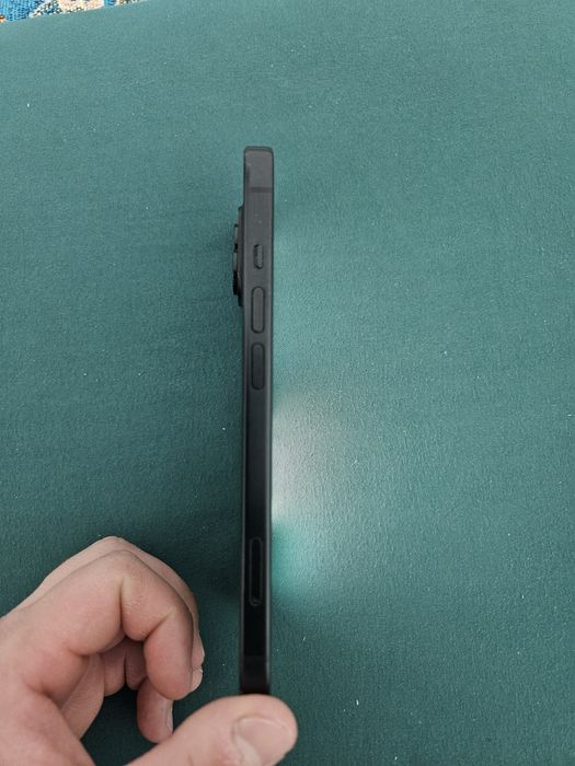 Iphone 15 265ГБ акум 88%