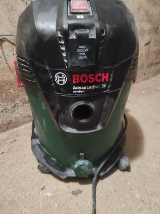 Прахосмукачка BOSCH Advanced Vac 20