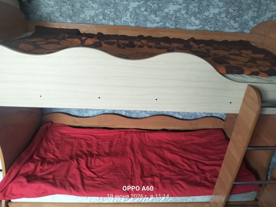 Продам 2-х ярусную кровать