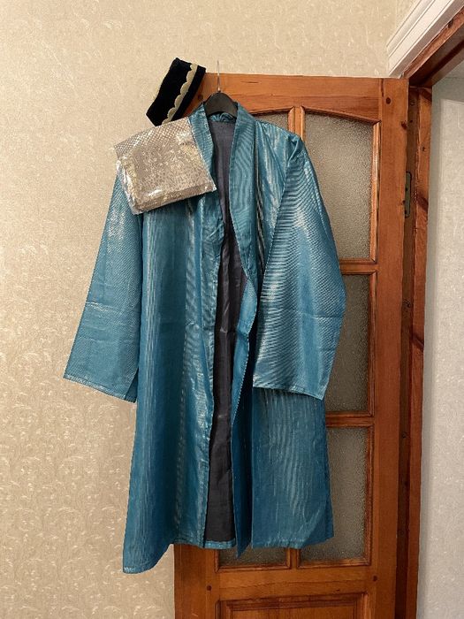 Продам чапан новый!