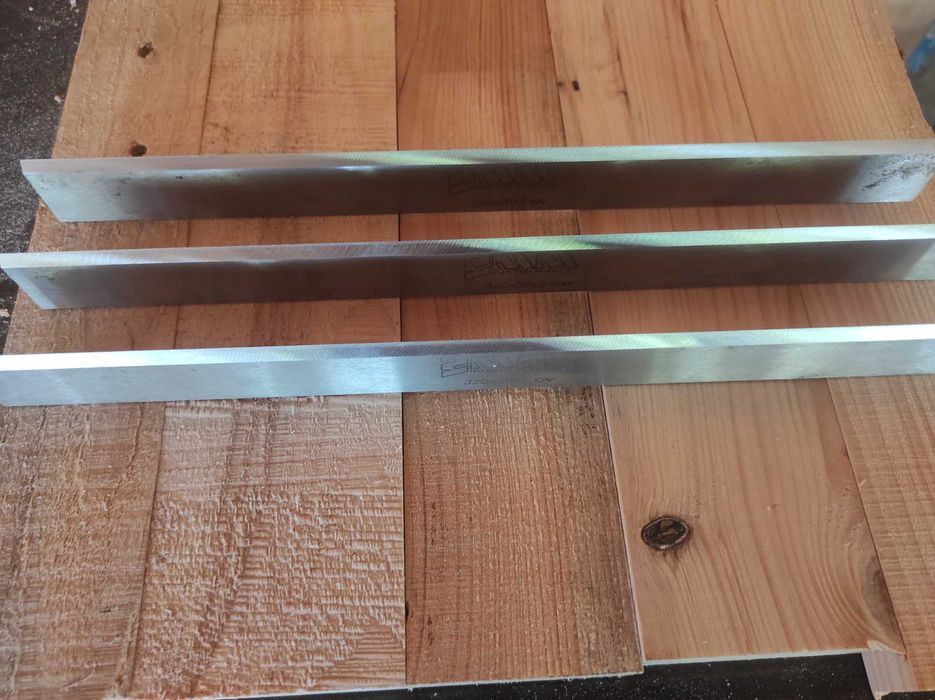 Ножове за абрихт 320мм