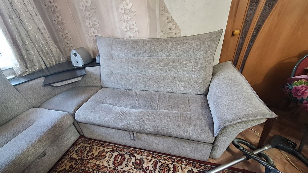 Продаётся   диван