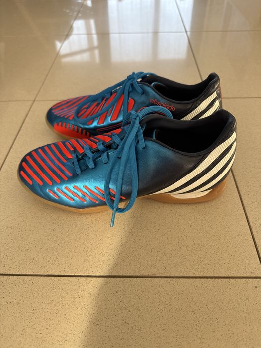Adidas predator -НОВИ обивки за футбол за зала
