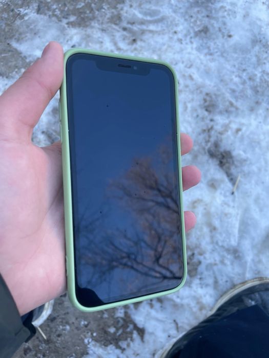 Айфон Хр 64гб 77%