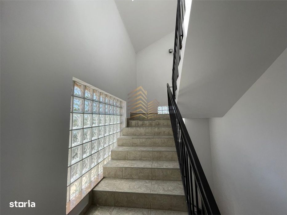 Apartament 4 Camere|Decomandat|Zona Decebal Strada Eroilor