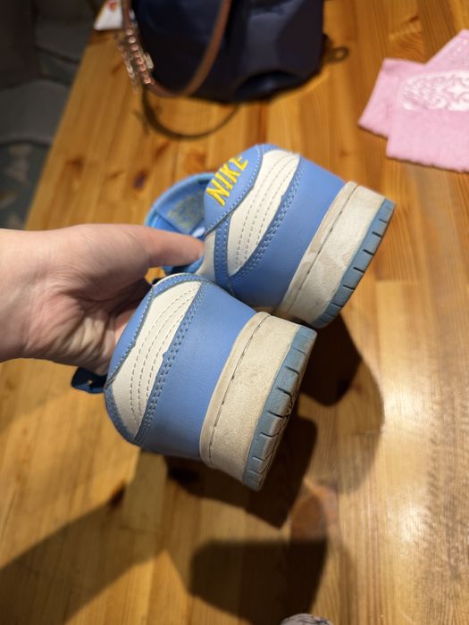 Кроссовки женская