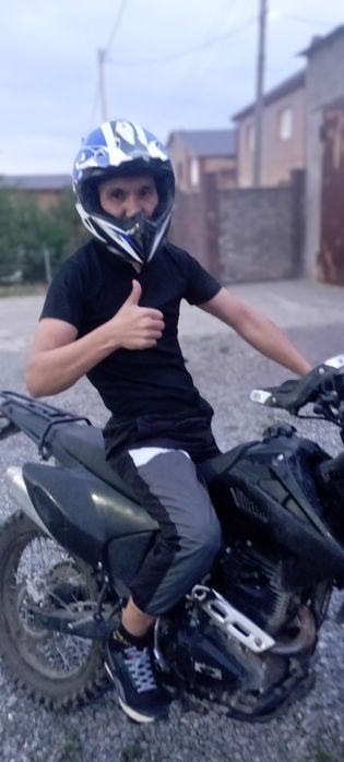 Продам мотоцикл. Состояние нового