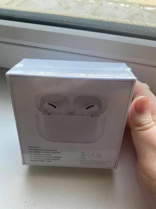 AirPods 1 MagSafe