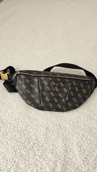 Дамски чанти-диагоналки Karl Lagerfeld; Guess; Nike