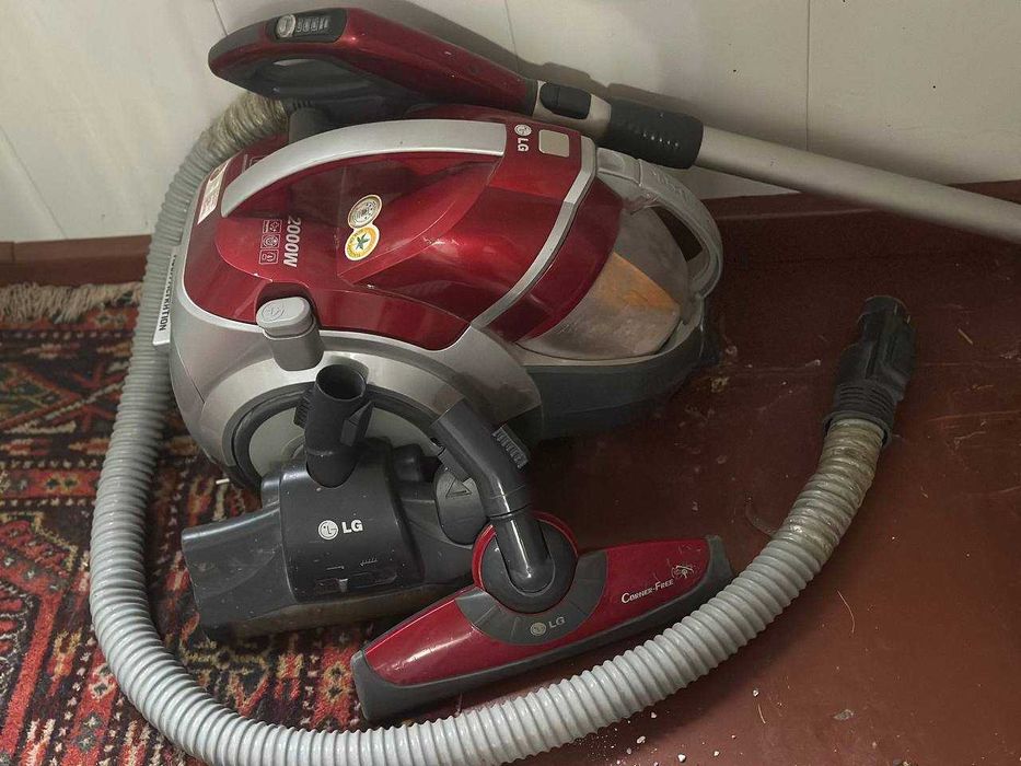 Пылесос LG, мощность 2000W