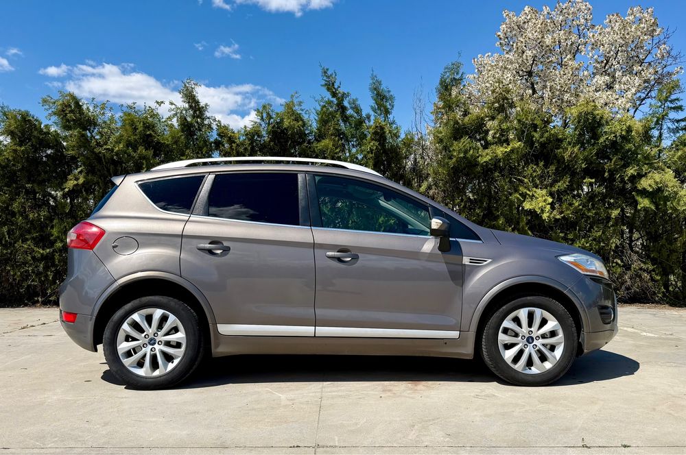 FORD KUGA 4x4 (2.0 TDCI)