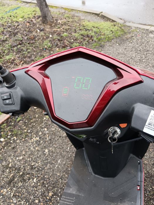 Vand scuter electric marca Volta nou nefolosit