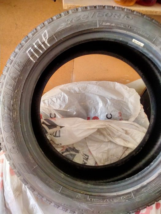 Продам резину б/у