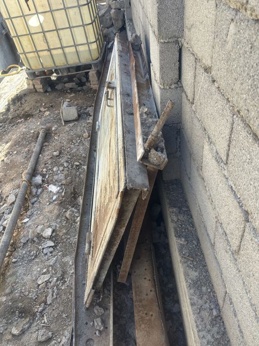 Darvoza va temir eshiklar