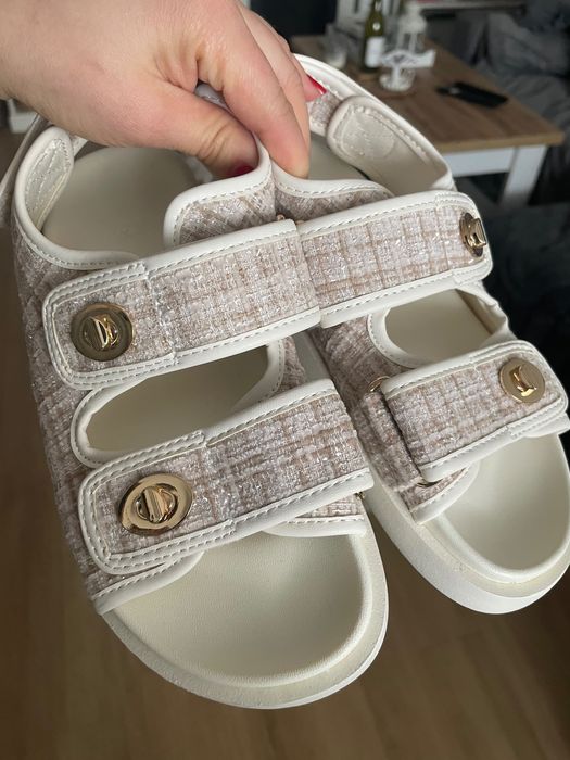 Сандали H&M, номер 35, нови