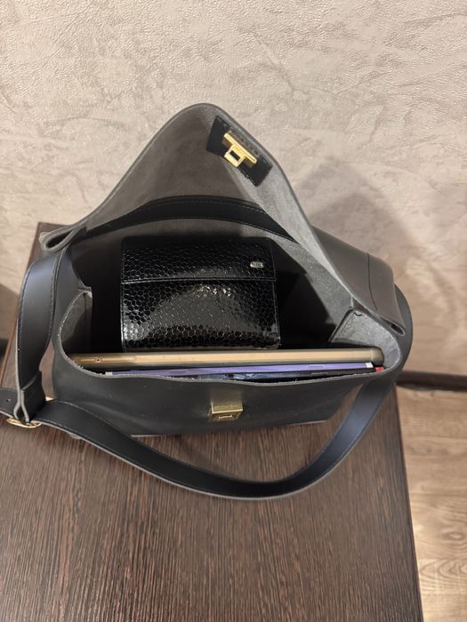 Продам сумочку женскую