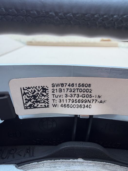 Volan + Airbag BMW Seria 5 G30 G31, Seria 7 G11 G12, X5 G05, X6 G06, X7 G07 M : Incalzire / Vibratii / Padele