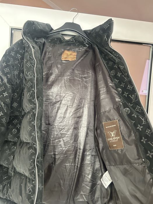 Vand geaca Louis Vuitton
