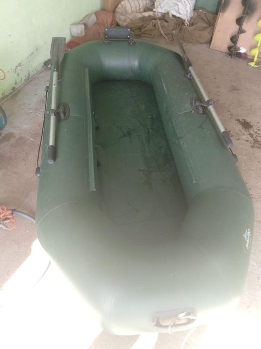 Продам лодку с Эл мотором