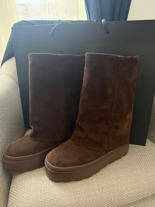 Casadei дамски велурени боти