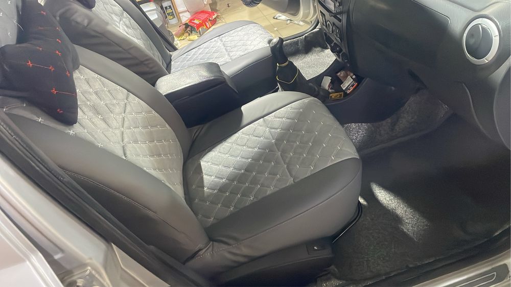 Чехлы для автомобиль.