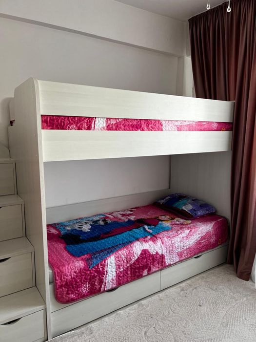 Продам 2х ярусную кровать