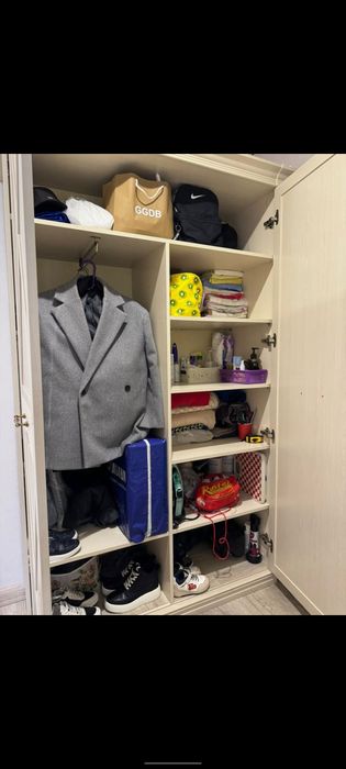 Шифонер и кровать, комплект мебели