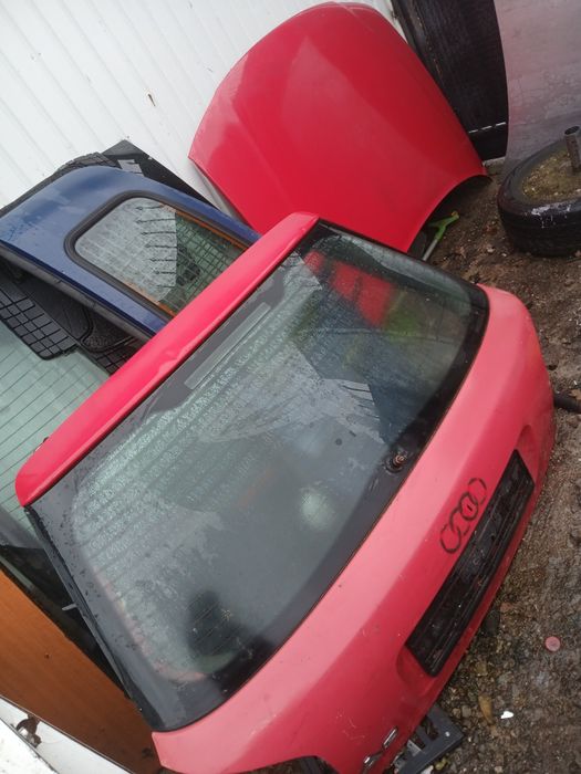 Преден заден капак за Ауди А3 75 евро комплект.