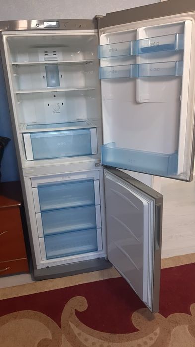 Продам холодильник Lg