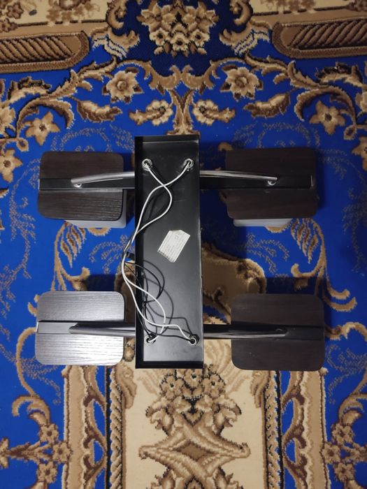 Новая стеклянная люстра