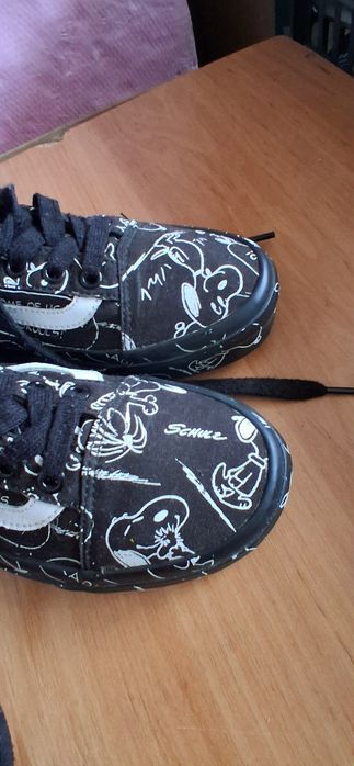 Teniși Vans de mărimea 36,5