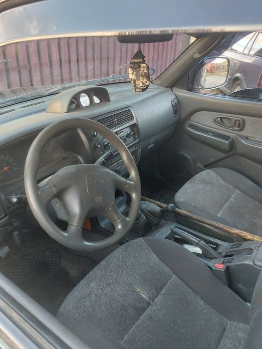 Mitubisi l 200 patru  ori patru