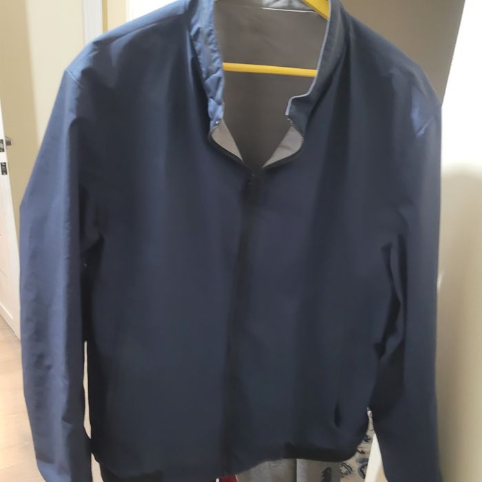 Продам ветровку Glassman