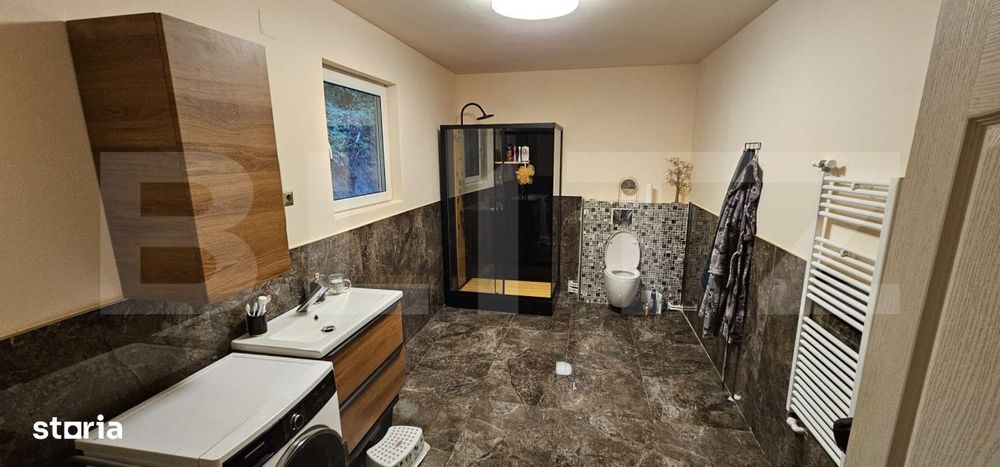 Casa de vanzare, 3 camere, 136 mp - Deva