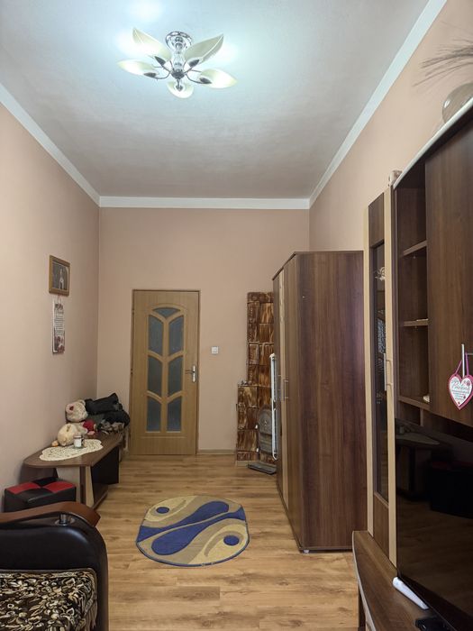 Vand apartament!!!