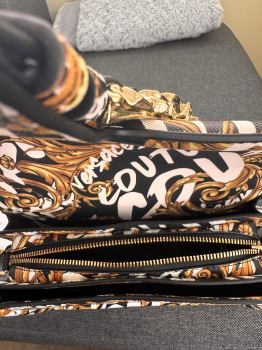 ОРИГИНАЛНА ЧАНТА Versace