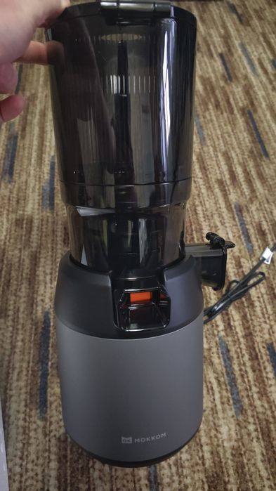 Соковыжималка шнековая MOKKON M6