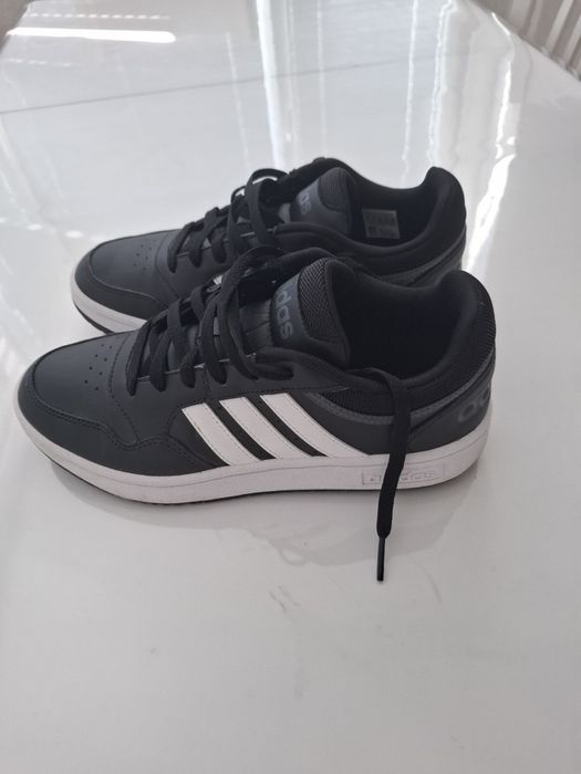 Маратонки Адидас