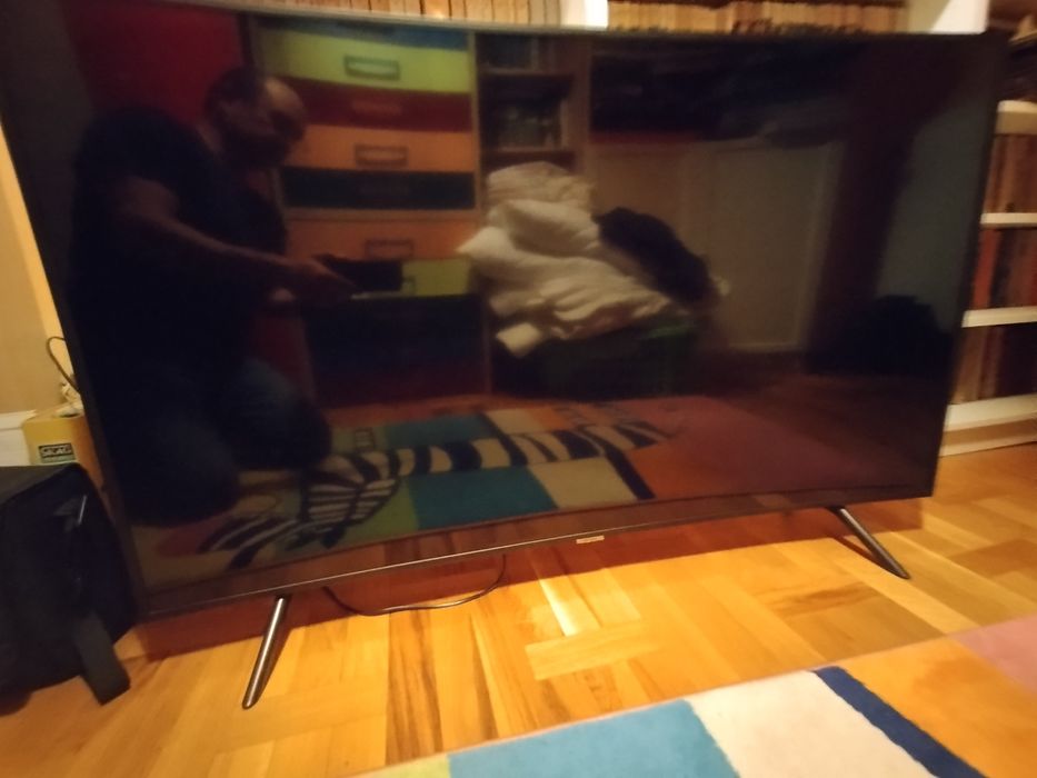 Televizor SAMSUNG ecran curbat display defect